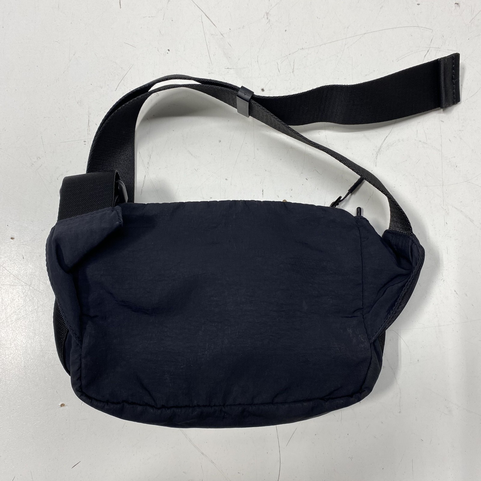 Lululemon Black Everywhere Solid Nylon Adjustable… - image 2