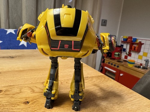 Transformers Generations Deluxe Cybertronian Bumblebee War For Cybertron WFC - Imagen 3 de 5