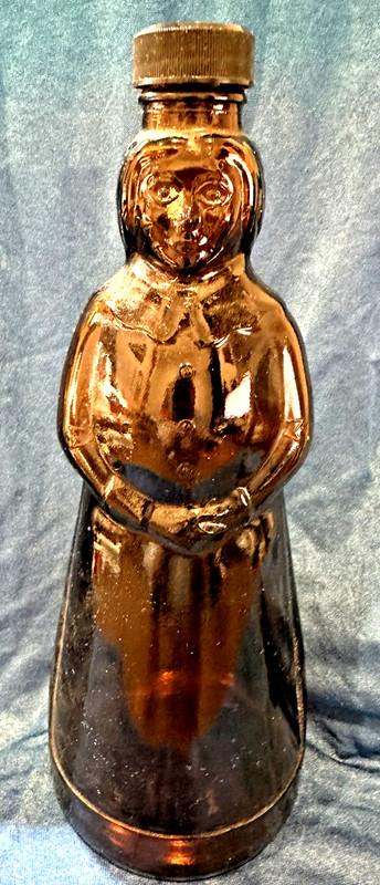 Vintage Mrs Butterworth Bottle Pancake Syrup Amber Glass 10" with black Cap