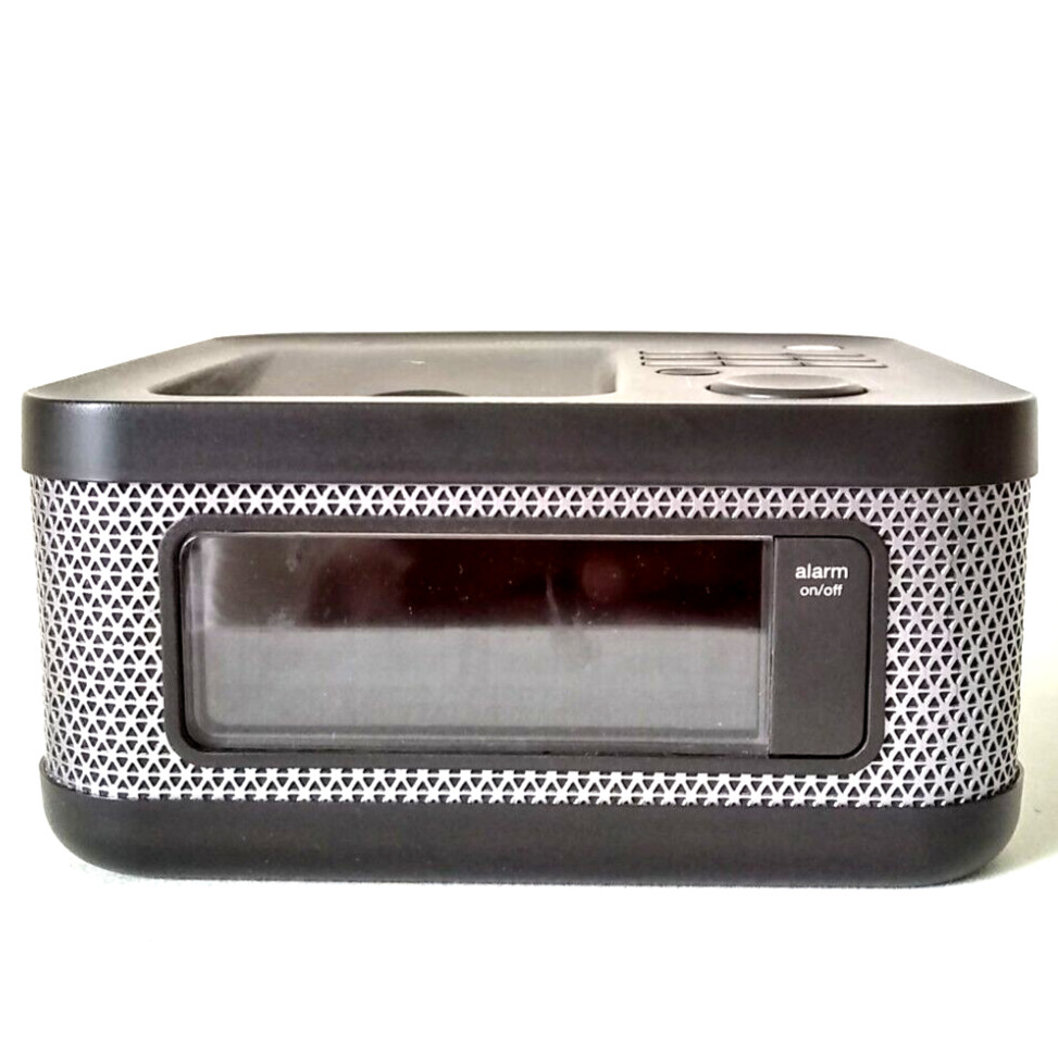 Memorex Cube Portable Speaker iPod/iPhone/Dock Mi4604PBLK Alarm Radio NONWORKING
