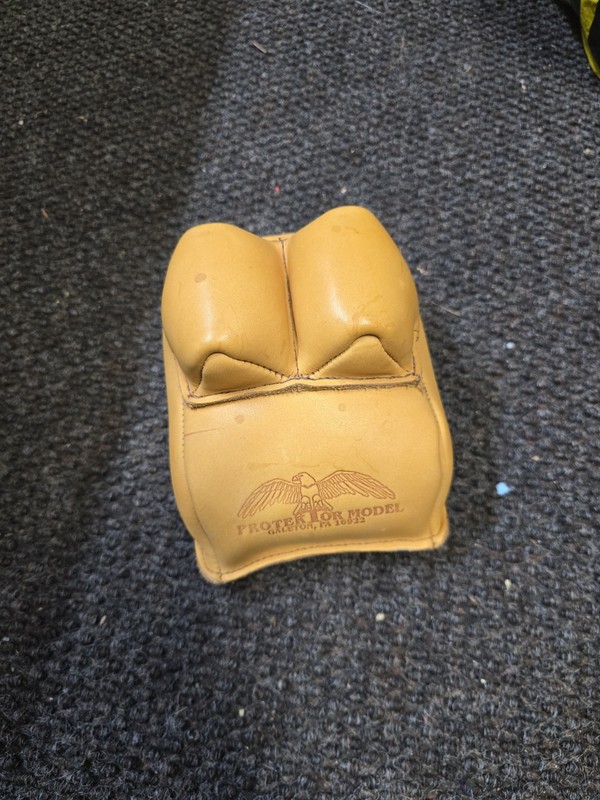 Protektor Model Bunny Ear Rear Bag
