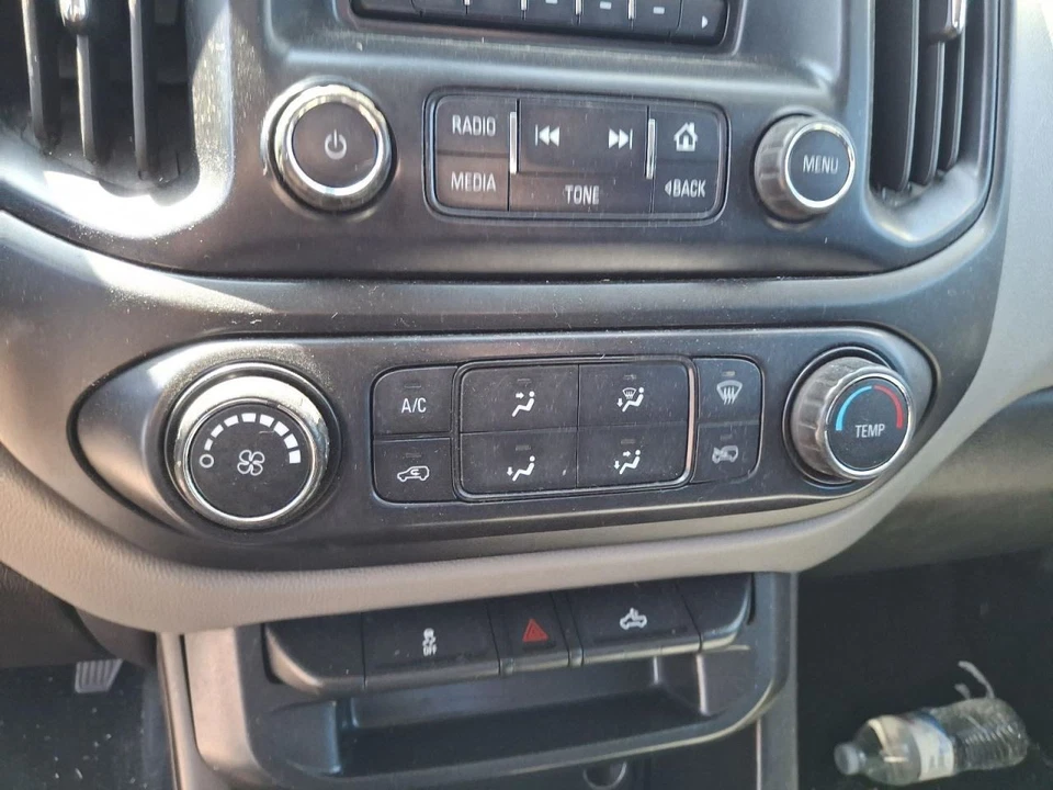 2016 Chevrolet Colorado Used Shifter Lever/Knob RWD 2.50L OEM 3670228 - Image 4 of 4