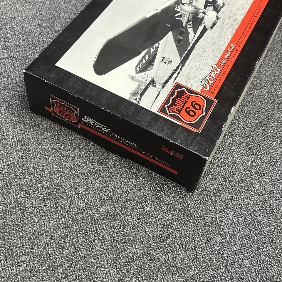 ERTL Collectibles Phillips 66 Ford Tri-Motor Die Cast Model Plane Airplane w Box - Image 3 of 4