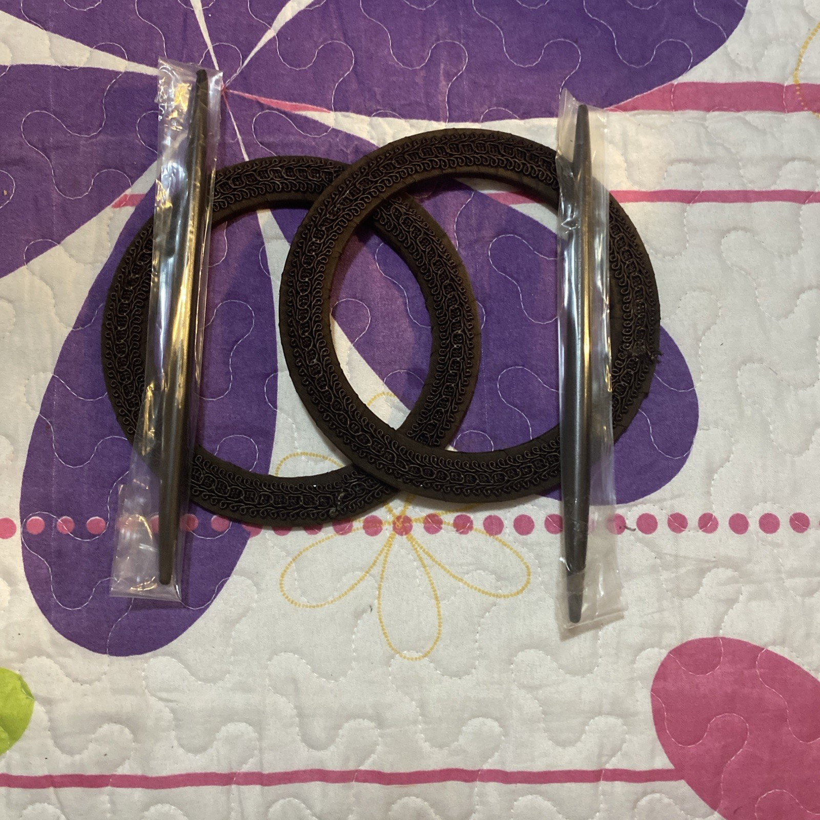 Vatican Homes Brooch Tieback Pair set of 2