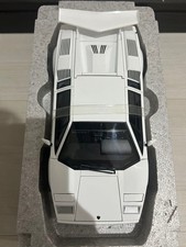 AUTOart 1/18  Lamborghini Countach Anniversary 25th 547115