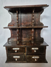 Antikes Gründerzeit Gewürzregal Gewürzkästchen mit Porzellanschildern u. knöpfen