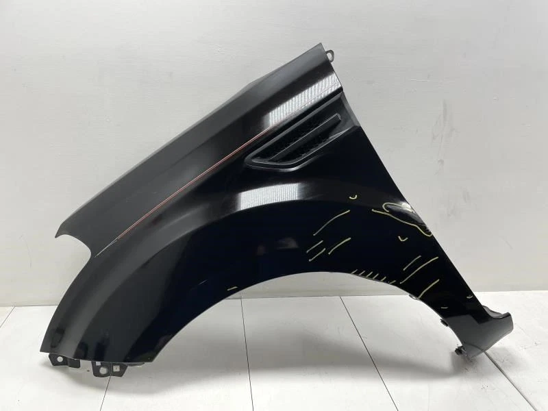 Guardabarros delantero izquierdo KIA SOUL GL 2010 2011 negro OEM+  Foto 4 de 4