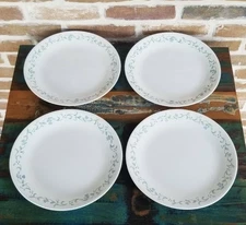 Corning Corelle Set Lot of 4 Country Cottage 10 1/4" Dinner Plates Blue Hearts