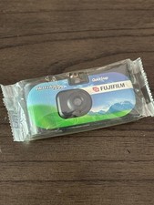 Fujifilm Fuji 1000 Quicksnap Single Use Disposable 35mm outdoor Camera 2008