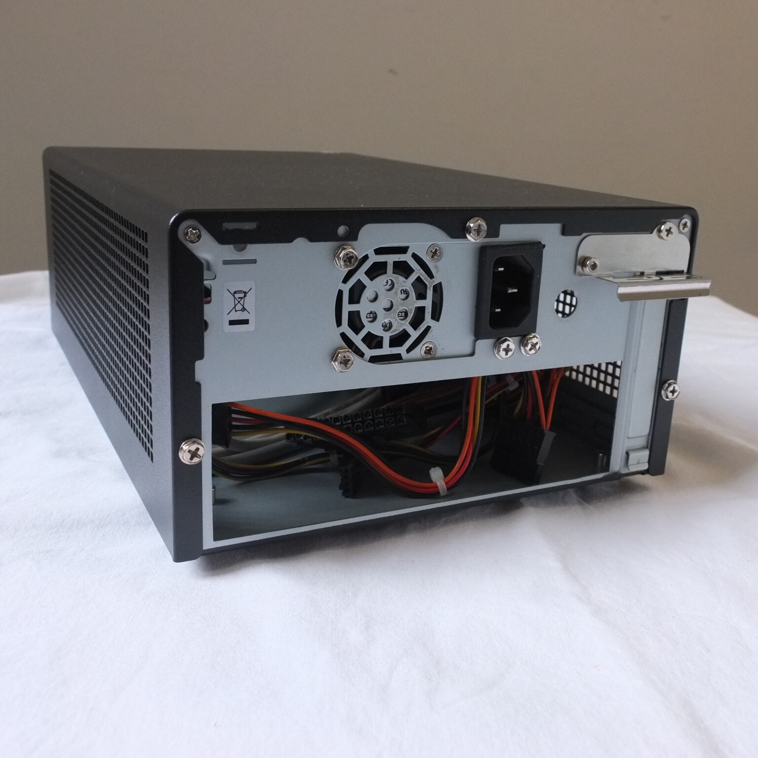 Aopen S150 Mini ITX case with 250W JouJye flex ATX PSU Najniższa cena, oryginalna gwarancja