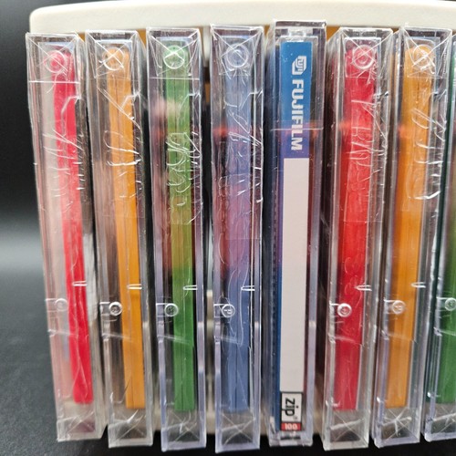 FujiFilm ZIP Disks 100MB 10 Pack NEW Sealed with Storage Case Color Coded - Picture 3 of 12