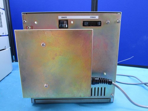 Sistema de cromatografía Shimadzu SIL-10Ai LC-10Ai SPD-M10A VP SCL-10A VP - Imagen 16 de 17