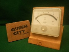 Vintage Triplett DC Voltmeter/volt Panel Meter Model 420-U