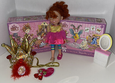 Lot Of Disney Junior Classique Fancy Nancy Doll Puzzles Crown
