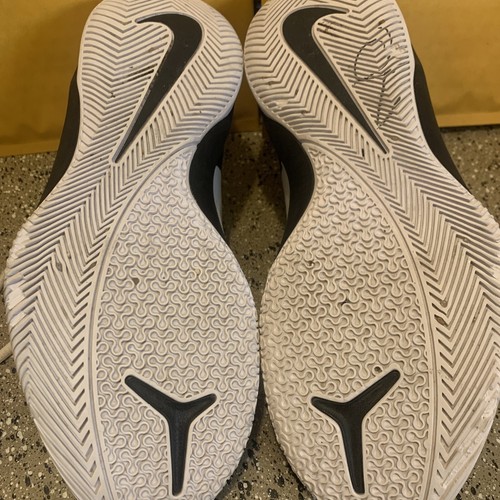 Nike Air Uomo Versatile II bianche e grigie molto leggermente usate - Foto 6 di 6