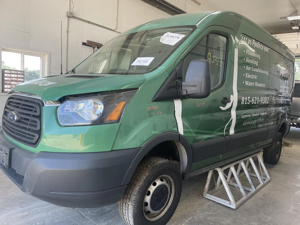 Medidor de velocímetro usado se adapta a: Ford Transit 150 Cluster 2015 MPH ID CK4T-10849-PA Foto 2 de 4