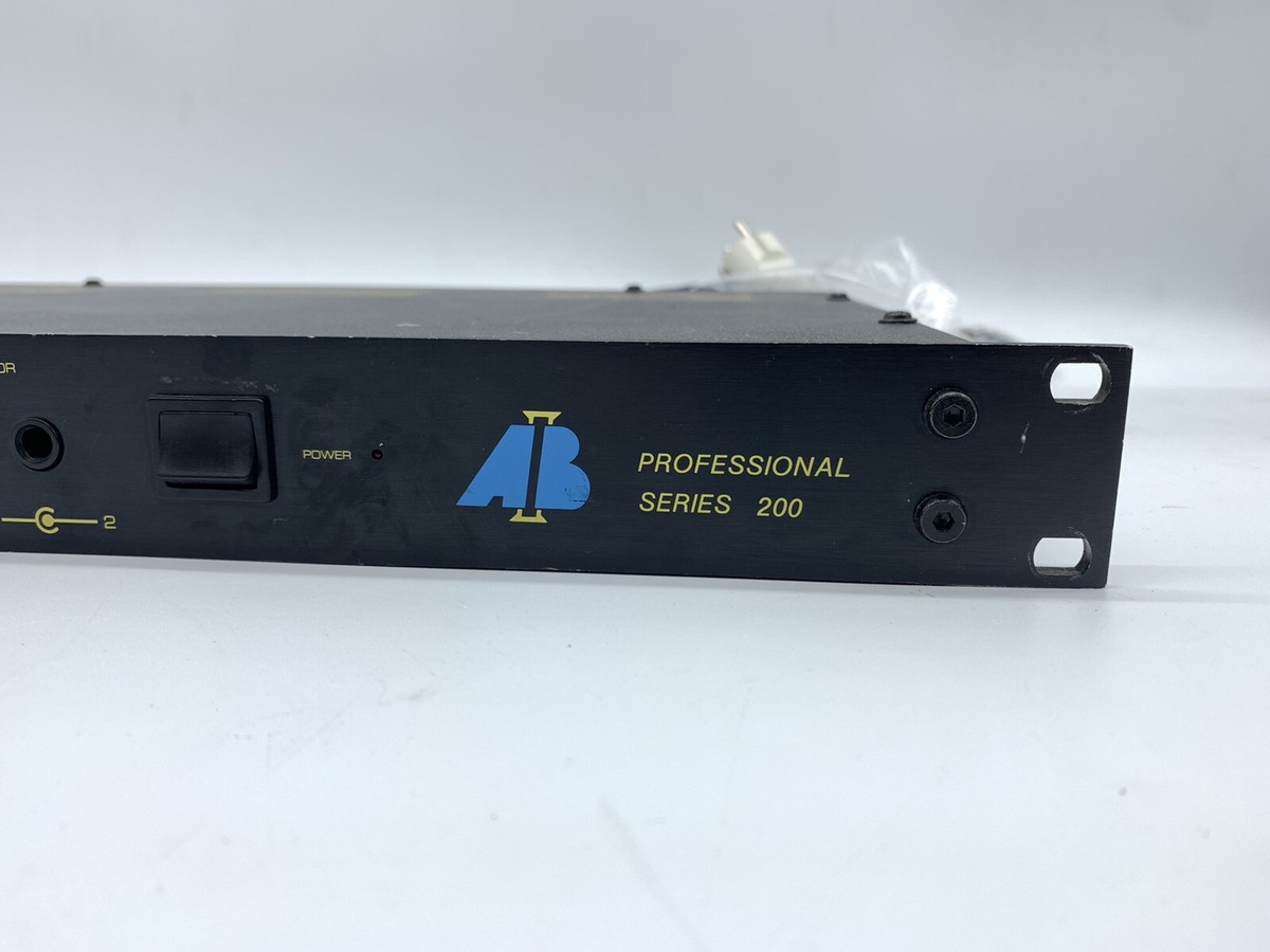 AB International Professional Series 200 Amplifier