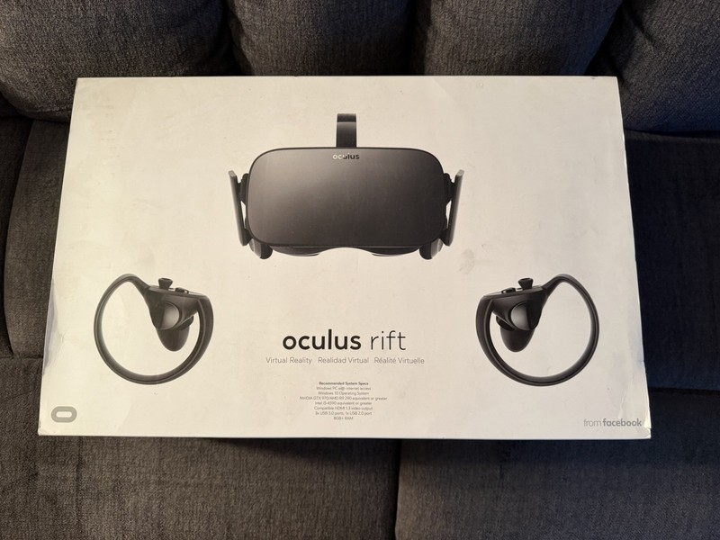 Oculus Rift CV1 VR Headset System - Black In Box