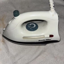 PROCTOR-SILEX STEAM IRON MODEL# 17210