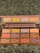 Ciate London The Velvet Palette Eyeshadow Palette~NWOB
