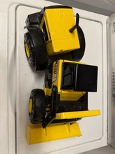 Hasbro Tonka Classic Front End Loader Steel/Metal & Plastic Truck #952