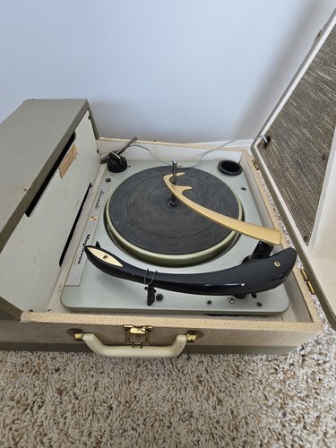 Vintage Magnavox Stereo Micromatic Turntable Portable Record Player Tested - Picture 12 of 17