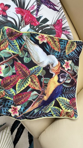 Cushion Covers X 4 - Picture 3 of 8