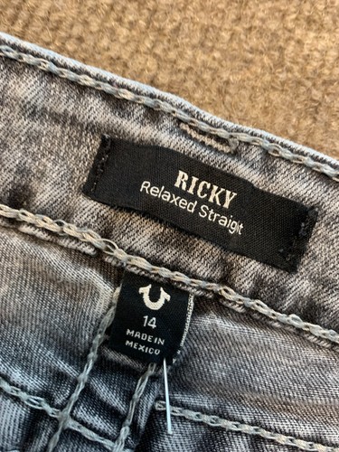 True Religion Jeans Boys 14 Ricky Straight Relaxed Big T Gray Acid Wash Denim - Picture 7 of 10