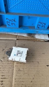 Antennenverstärker A1648702189 Mercedes W251 R-Klasse