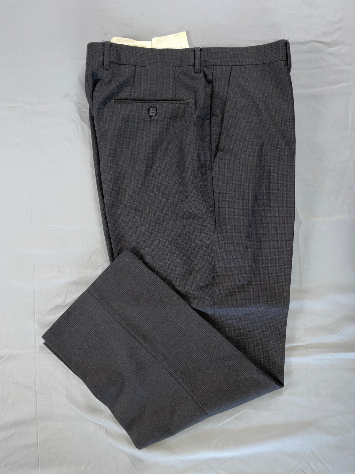 Santorelli Italy Romeo Flat Front Wool Dress Pants, Slacks. Gray Check