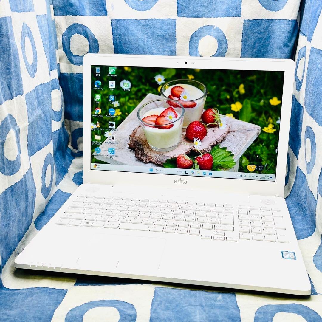FUJITSU　LIFEBOOK ah45/x FUJITSU LIFEBOOK AH45/X Core i3-6100 HDD 1TB RAM 4GB 15.6