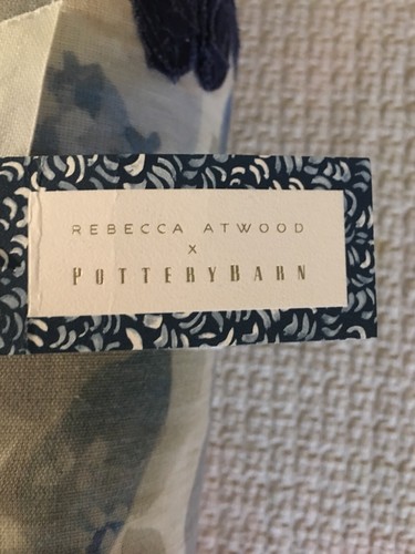 Pottery Barn Rebecca Atwood Blossom 50 x50 Table Throw Gorgeous Print! - Picture 3 of 6