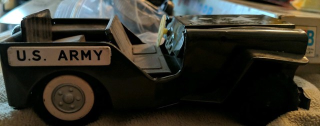 toy army jeep