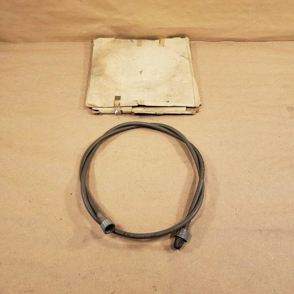 Кабель спидометра подлинный Smiths DF2304/10 гибкий привод 52 дюйма Triumph TR6 75-76 - Изображение 3 из 4