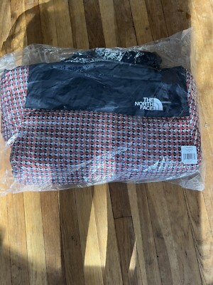 Supreme x The North Face 2021 “Studded”Nuptse Jacket Size Medium