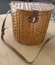 New Wicker Picnic Basket with Dishes Palm tree lining, leather strap 