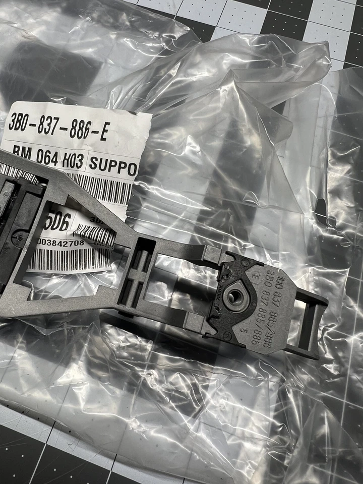 NEW Genuine OEM Passenger Front Door Handle Base - 2001-2005 Volkswagen Passat - Image 3 of 4