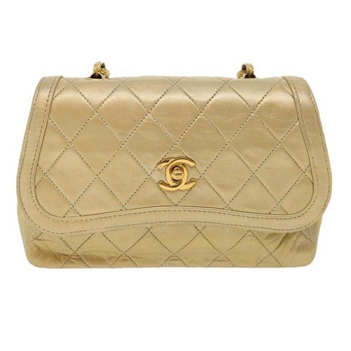 Chanel Vintage Cc Chain Flap Quilted Lambskin Gold Leather Shoulder Bag