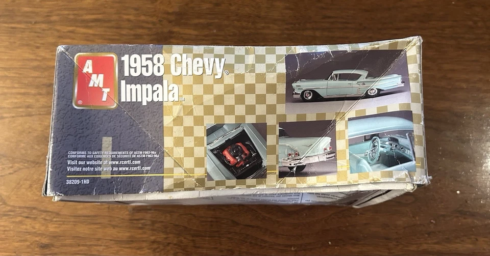 1958 Chevy Impala 1/25 AMT Model Kit #38209 Open Box Sealed Bags - Image 2 of 4