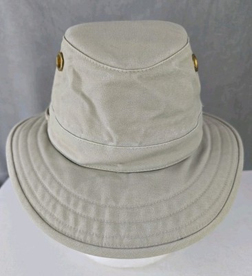 Tilley Endurables hat size 7 big eyelets made in Canada khaki safari cap