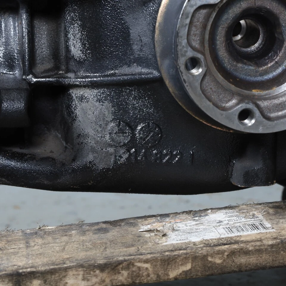 2001-2006 BMW 325i Rear Axle Differential Carrier 33107531625 OEM Used - Image 3 of 4