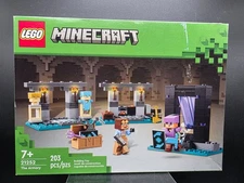 Lego Minecraft The Armory Building Kit #21252 203 Pieces For Ages 7+