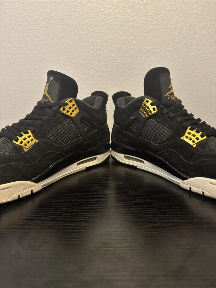 Talla 9 - Air Jordan 4 Retro Royalty Foto 4 de 4