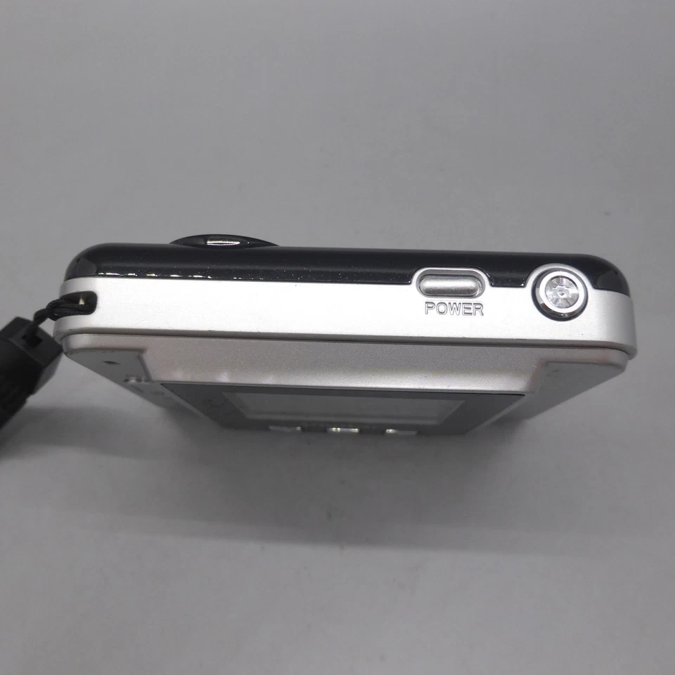 Vivitar Digital Camera Vivicam 5018 5.1MP Black Tested - Image 4 of 4