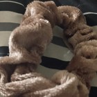 Brown Velvet Scrunchie Hair Tie, Solid Classic Round Stretch, All Hair Types — photo 1