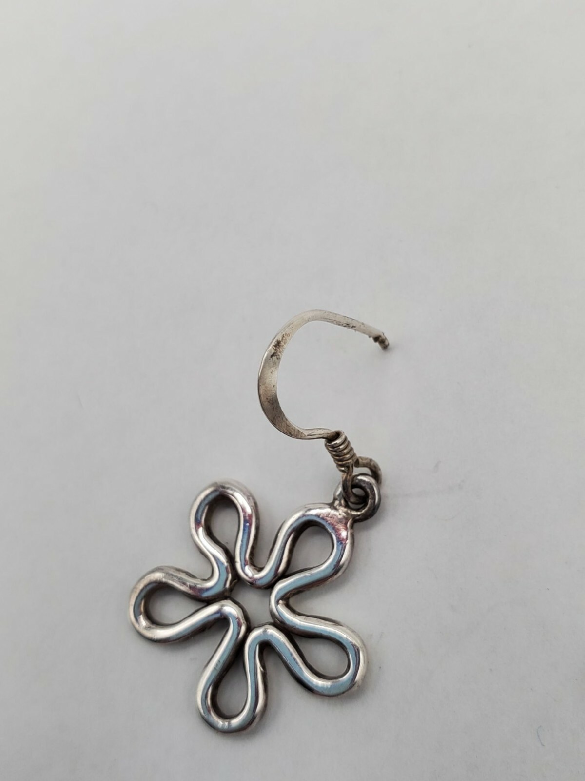 Flower 925 dangle drop earring - image 3