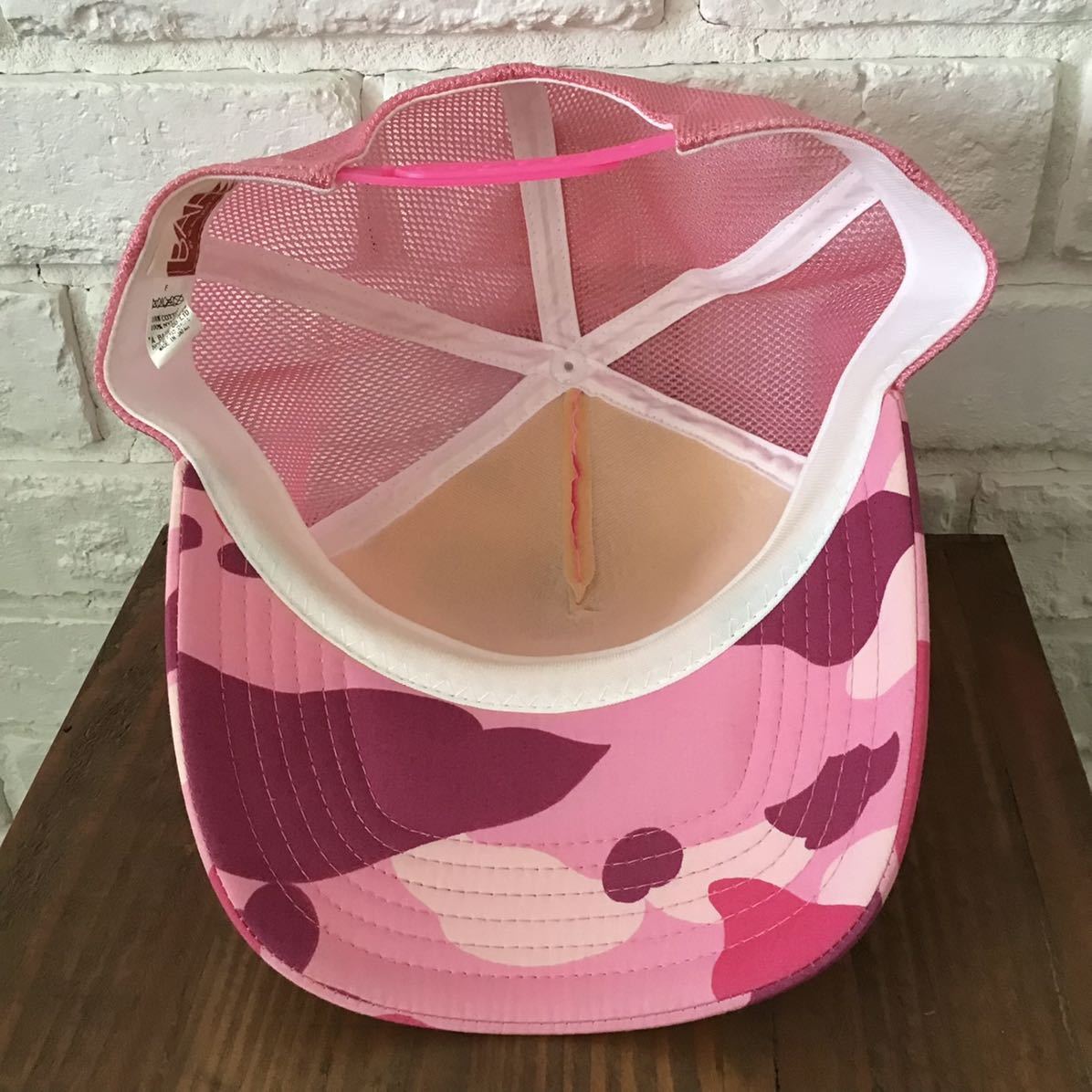 BAPE 迷彩柄キャップ ピンク/ホワイト BAPE ABC Camo Ape Face Mesh Cap Pink - SS23 - US