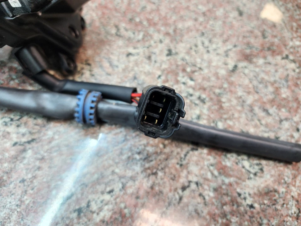 [USADO] 2015-2024 Ducati Motor Eléctrico Válvula de Escape 59340301C TD5935B DC12V Foto 4 de 4