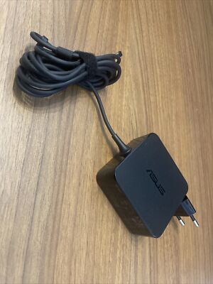 Orig. Netzteil W15-065N1B 19V 3.42A für Stecker rund 4.0x1.35mm für Asus ZenBook