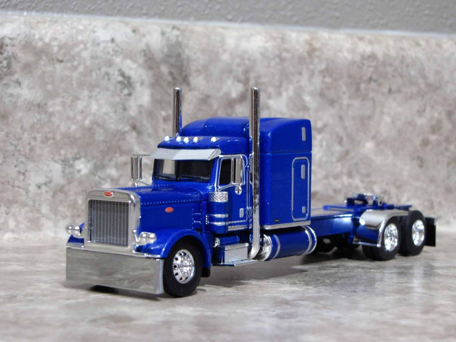 DCP 1/64 Blue Peterbilt 389 Semi Truck Farm Toy